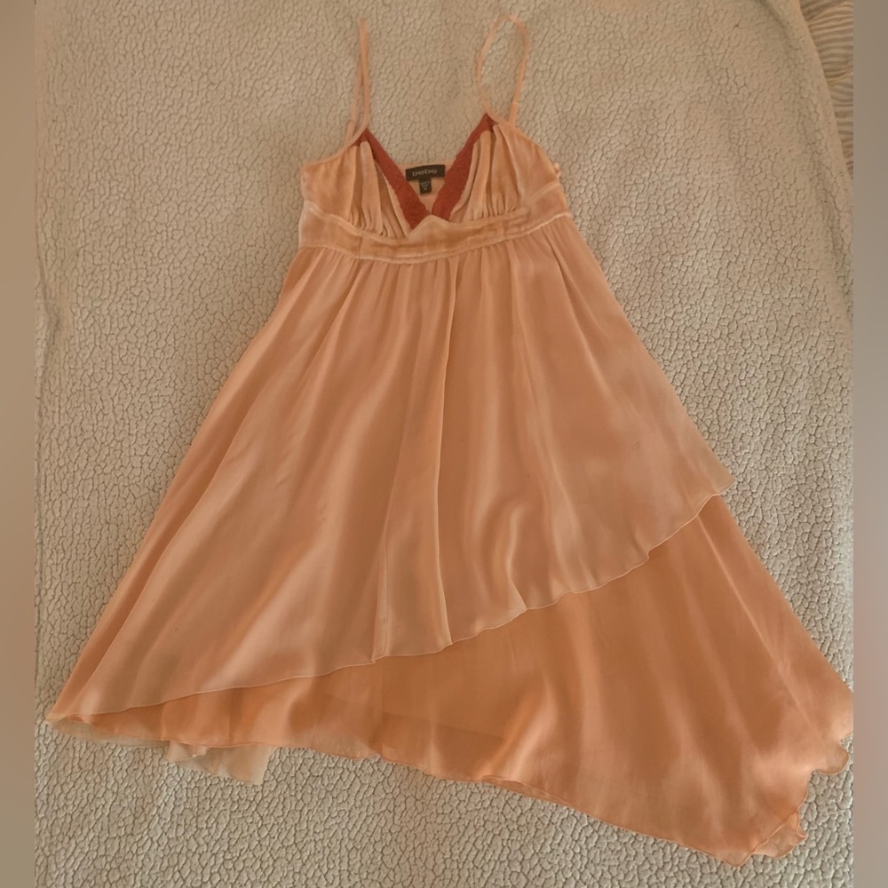 Bebe Baby Doll Chiffon Dress in Blush Pink Size: Medium